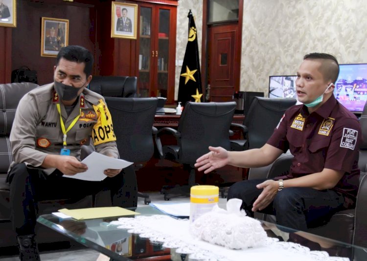 Kapolda Aceh Irjen Pol Wahyu Widada dan Anggota Komisi III DPR RI Nazaruddin Dek Gam. Foto: Ist.