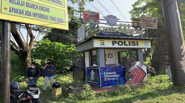 Pos Lantas di Simpang Angkatan 66 Palembang yang menjadi Tempat Kejadian Perkara (TKP) penusukan anggota Satlantas Palembang. Foto: IST