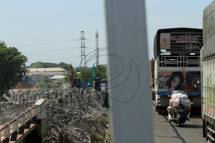 Situasi terkini kawasan Keramasan selama proses preservasi Jembatan Keramasan Lama. Foto : M Hatta/rmolsumsel.id