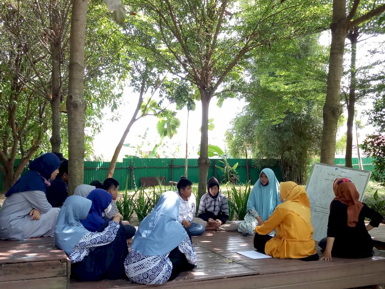 Suasana belajar Sekolah Alam Palembang (SAPA) Jakabaring Palembang.  (yulia savitri/rmolsumsel.id)