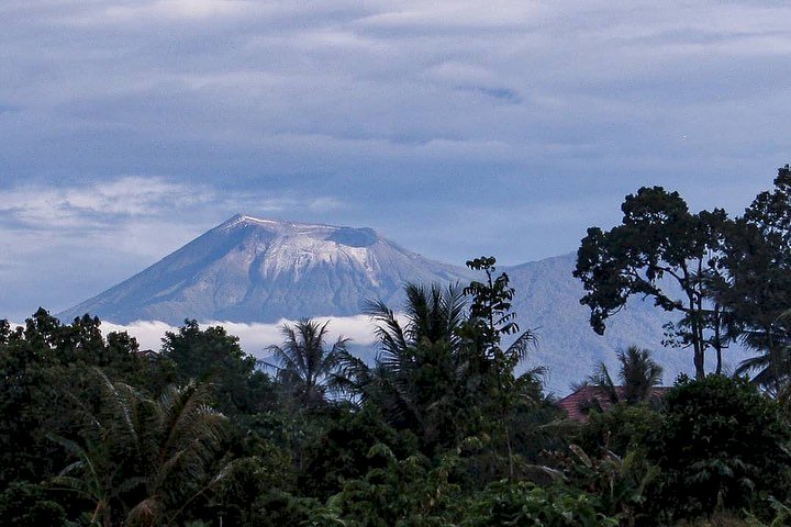 Gunung Dempo, salah satu keindahan alam di Sumsel. (Disbudpar Sumsel/rmolsumsel.id)