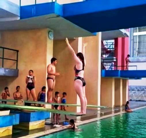 Atlet loncat indah Sumsel berlatih di Jakabaring Aquatic Stadium pada Pelatda Terpusat jelang PON Papua. (Net/rmolsumsel.id) 