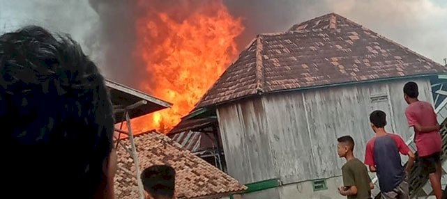 Kebakaran rumah di Tanjung Atap/ist/rmolsumsel.id