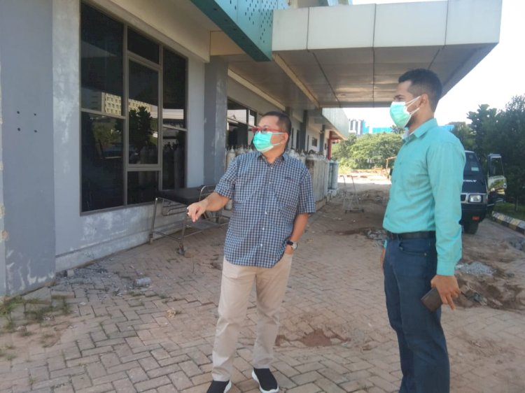 Ketua Komisi V DPRD Sumatera Selatan (Sumsel) Susanto Adjis melakukan sidak ke Rumah Sakit RS Hermina Jakabaring/Dudi Oskandar/rmolsumsel.id
