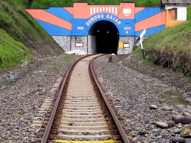 Willem Synja Tunnel yang berada di Kabupaten Lahat/ist/rmolsumsel.id
