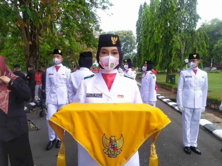 Gheifira Nur Fatimah Ditunjuk Pembawa Baki /Mita Rosnita/rmolsumsel.id