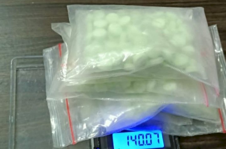 Barang bukti ratusan pil ekstasi berhasil diamankan polisi/rmolsumsel.id
