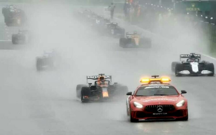 Sirkuit Spa-Francorchamps, Belgia diguyur hujan yang menjadi penyebab balapan minggu lalu dibatalkan/net