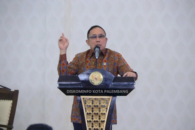 Anggota DPR RI Komisi V, Edi Santana Putra. (Diskominfo Palembang/rmolsumsel.id)