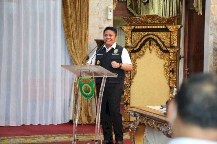 Gubernur Sumsel Herman Deru saat menyampaikan sambutan di acara lokakarya pendidikan Universitas IGM Palembang. (ist/rmolsumsel.id)