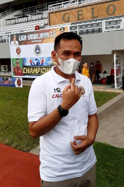 Hendriansyah terpilih sebagai manajer Sriwijaya FC untuk Liga 2 2021. (Iwan Setiawan/rmolsumsel.id)