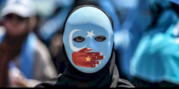 Aksi dukungan untuk Uighur. [net/rmolsumsel.id)