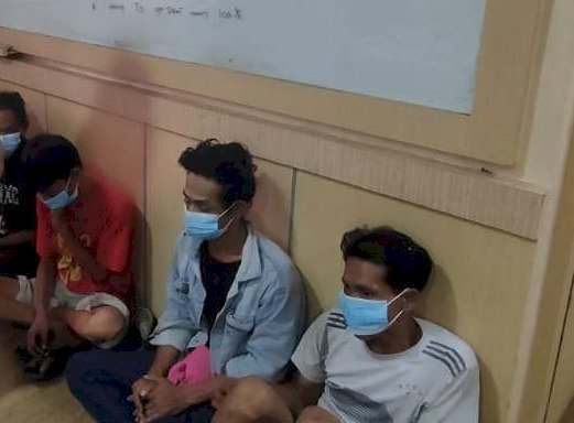 Para pelaku kejahatan saat diamankan di Polrestabes Palembang, Minggu (19/9).(ist/rmolsumsel.id)