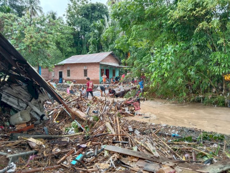 Banjir bandang yang terjadi di Lubuklinggau. (BPBD Sumsel/rmolsumsel.id)