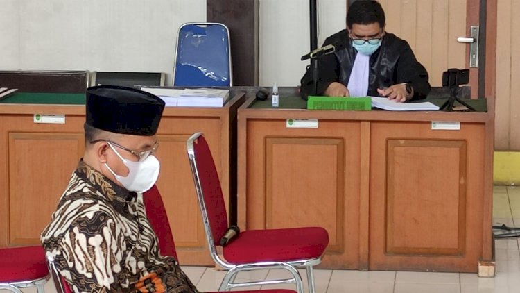 Bupati Muara Enim Non Aktif Juarsah menjalani sidang tuntutan dari JPU KPK/Yosep Indra Praja/rmolsumsel.id