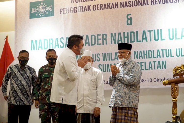 Gubernur Sumsel Herman Deru saat menghadiri MKNU ke-35 di The Zuri Hotel, Jumat (8/10). (ist/rmolsumsel.id)