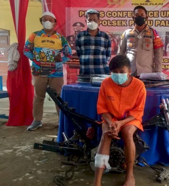 M Akbar alias Kancil (18) saat gelar press release Polsek Plaju. (IST/rmolsumsel.id)