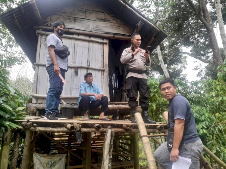 Polres Empat Lawang saat melakukan olah TKP. (Istimewa/rmolsumsel.id)