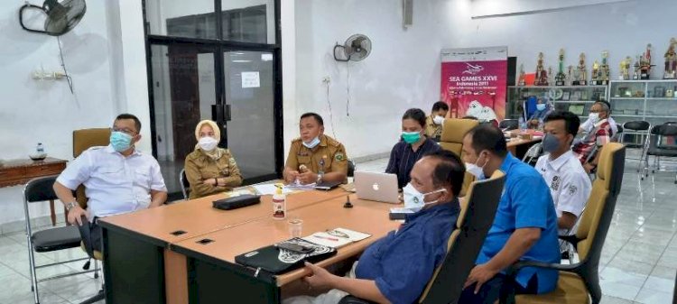 Rapat persiapan kompetisi sepak bola Piala Gubernur Sumsel U20. (Ist/rmolsumsel.id)