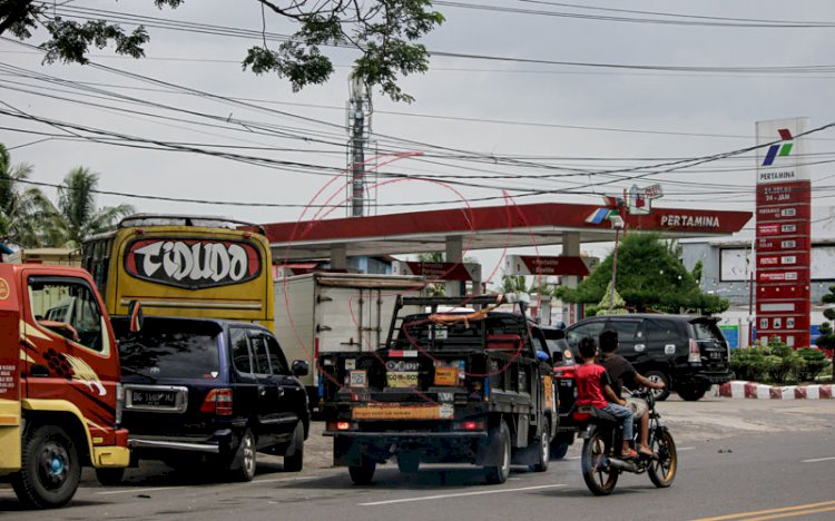 Antrean SPBU di Palembang. (Dokumen RMOLSumsel.id)