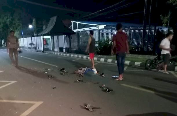 TKP Kecelakaan lalu lintas terjadi di Jalan Kolonel Wahid Udi Kecamatan Sekayu Kabupaten Musi Banyuasin, sekira pukul 21.30 WIB, Rabu (27/10)