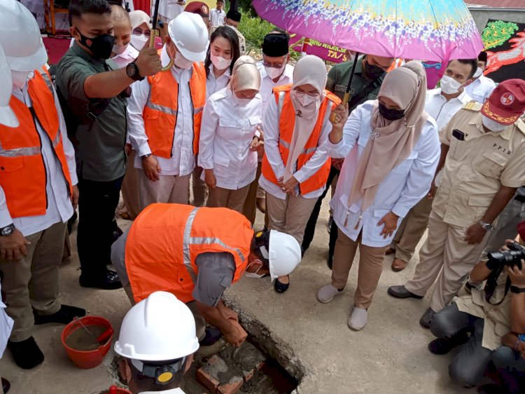 Peletakan batu pertama oleh Sekretaris Jendral (Sekjen) DPP Gerindra menandai dimulainya pembangunan kantor DPD Gerindra Sumsel yang terletak di Jalan Soekarno Hatta, Palembang, Minggu, (31/10). (Ist/rmolsumsel.id)
