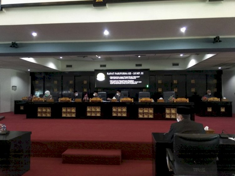 Suasana Rapat Paripurna ke-18 Masa Persidangan 3 di Gedung DPRD Palembang. (Istimewa/rmolsumsel.id)