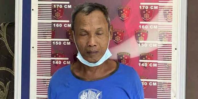 Tersangka saat ditangkap Polrestabes Palembang . (Istimewa/rmolsumsel.id)