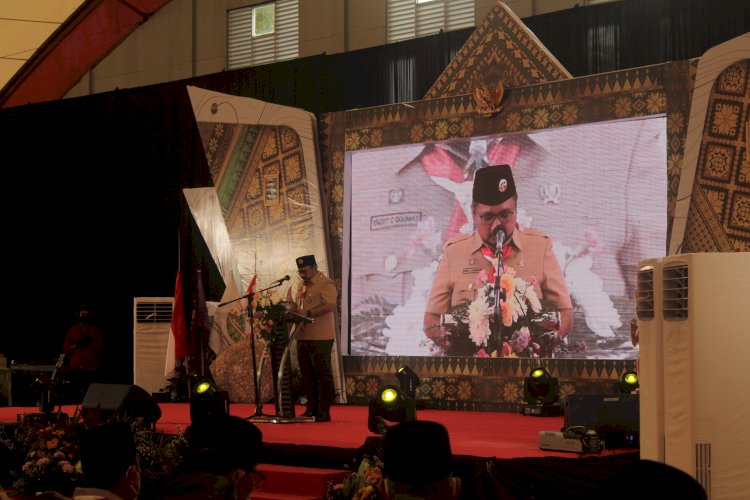 Menteri Agama Yaqut Cholil Qoumas saat menyampaikan kata sambutan di kegiatan  Perkemahan Wirakarya Nasional XV Perguruan Tinggi Keagamaan di Jakabaring Sport City (JSC) Palembang. (Mita Rosnita/rmolsumsel.id)