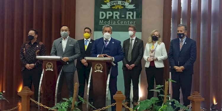Perwakilan DPR RI memberikan keterangan pers bersama wakil dari Kongres AS/RMOL