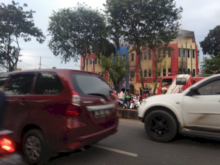 Kantor Disdukcapil Palembang terbakar. (Alwi Alim/rmolsumsel.id)