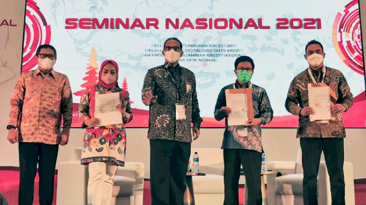 Seminar Nasional yang digelar Pefindo Biro Kredit, ASBANDA dan LPEI di Bali, Kamis (18/11)/Dok