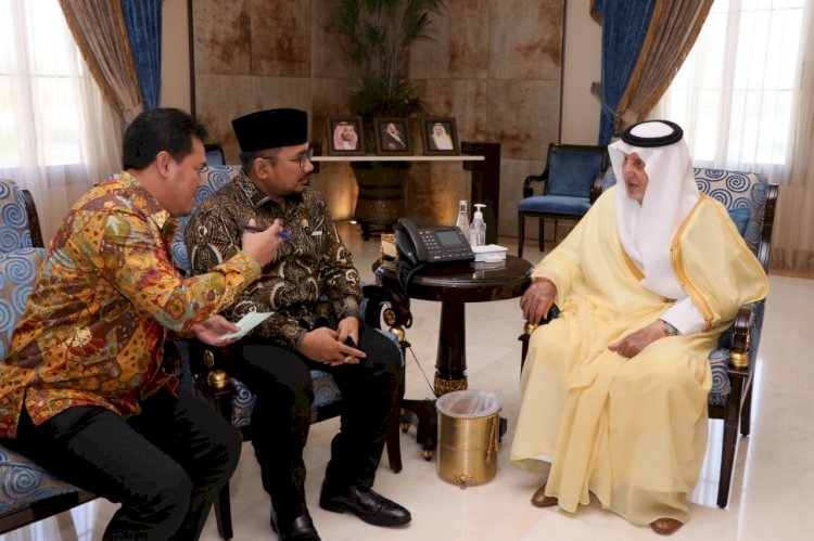 Pertemuan Menteri Agama Yaqut Cholil Qoumas dengan Gubernur Makkah Khalid bin Faisal Al Saud guna membahas kesiapan jamaah umrah Indonesia. (ist/rmolsumsel.id)