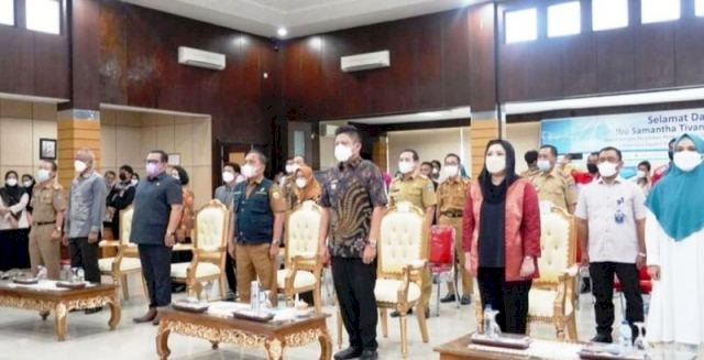 Bupati OKU Timur Lanosin Hamzah menghadiri pelantikan pengurus ICSB OKU Timur, Senin (22/11). (Dinas Kominfo OKU Timur/rmolsumsel.id)