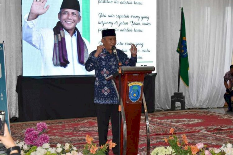 Bupati OKI Iskandar menyampaikan sambutan pada peluncuran aplikasi SE-Masjid, Jumat (10/12). (Dinas Kominfo OKI/rmolsumsel.id)