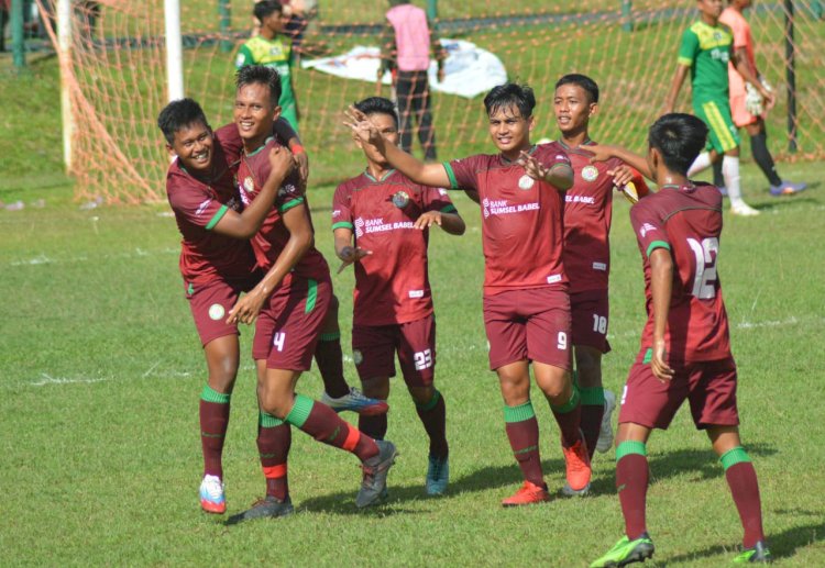Selebrasi PS Palembang usai mencetak gol kemenangan atas Persimura Musirawas. (Istimewa/rmolsumsel.id)