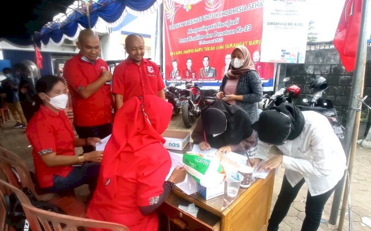Suasana kegiatan vaksinasi massal yang digelar DPP PKP Sumsel. (ist/rmolsumsel.id)