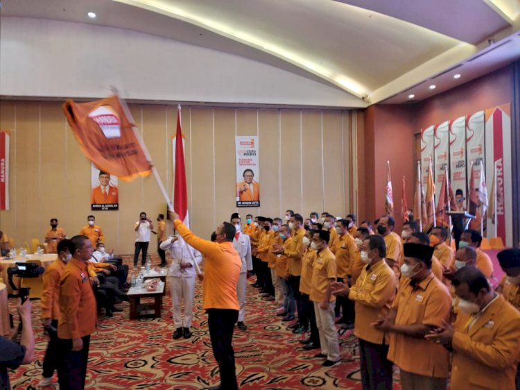Kegiatan pengukuhan 17 Ketua DPC Hanura Kabupaten/kota se-Sumsel sekaligus Rapat Kerja Daerah (Rakerda)  pertama tahun 2021 di Ballroom Aryaduta Hotel. (ist/rmolsumsel.id)