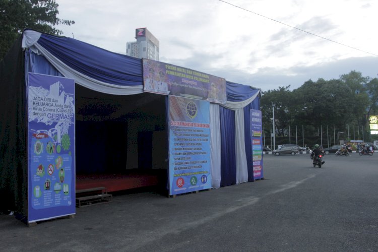 Salah satu pos pengamanan Nataru di Simpang DPRD Sumsel. (Humaidy Kennedy/rmolsumsel.id)
