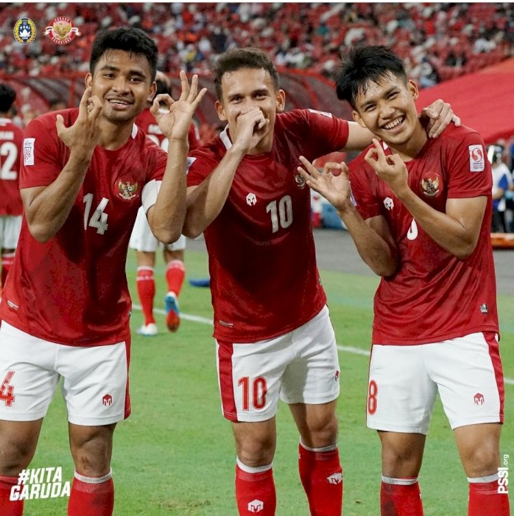 Trio Timnas Indonesia usai mencetak gol ke gawang Singapura/Foto: PSSI