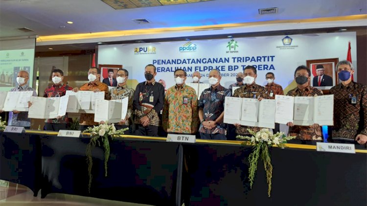 Penandatanganan PKS Tripartit antara Bank Penyalur FLPP, PPDPP dan BP Tapera di Jakarta, Jumat, 24 Desember 2021./Dok
