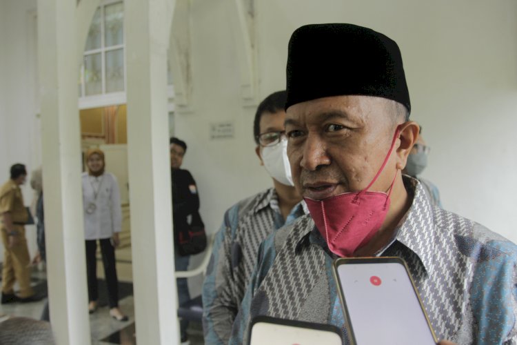 Ketua FKUB Palembang, Imron Rosyidi ketika dibincangi awak media. (hummaidy kenedy/rmolsumsel.id)