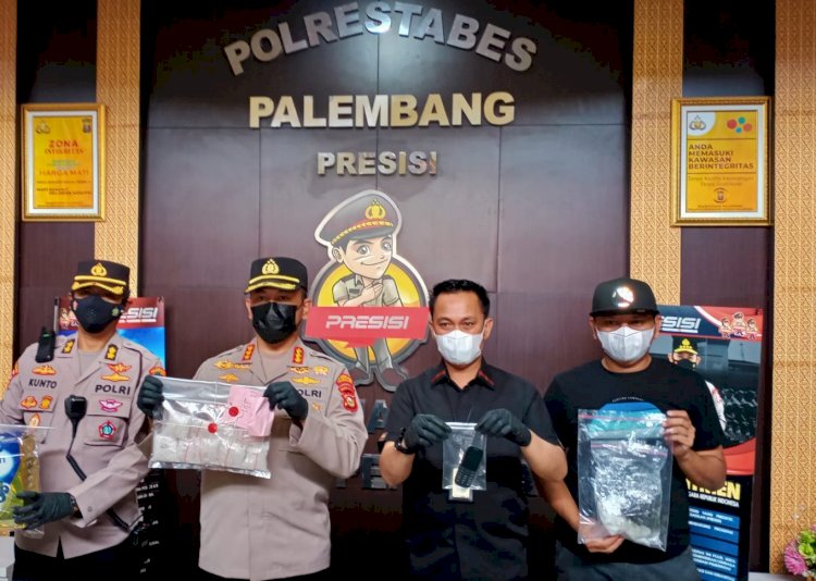 Birin, kurir 1 Kg Sabu-Sabu ditangkap Satres Narkoba Polrestabes Palembang. (ist/rmolsumsel.id). 