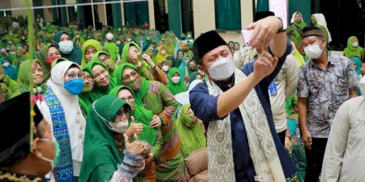 Gubernur Sumsel Herman Deru bersama Mulimat NU/net
