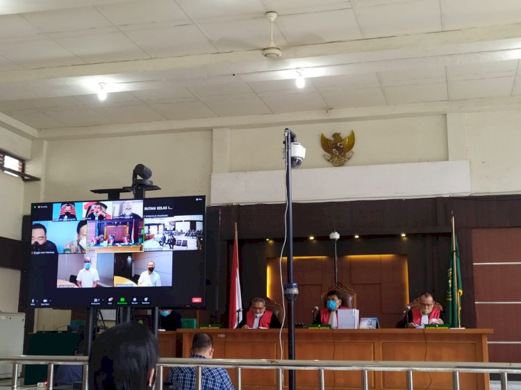 Sidang kasus dugaan tindak pidana korupsi atas terdakwa Suhandy di Pengadilan Tipikor Palembang, Kamis (20/1). (Yosep Indra Praja/Rmolsumsel.id). 
