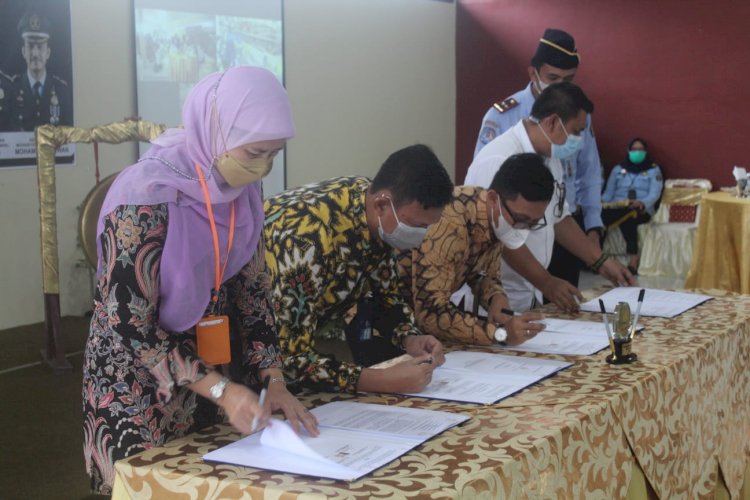 MoU Kantor  Imigrasi Kelas I TPI Palembang dengan beberapa pihak terkait untuk memudahkan pelayanan. (Istimewa/rmolsumsel.id)