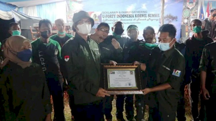 Wali Kota Pagar Alam Alpian Maskoni menghadiri deklarasi U-Forty Indonesia Korwil Sumsel. (Humas Kota Pagar Alam/rmolsumselid) 