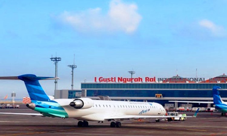 Pesawat Garuda Indonesia di apron Bandara I Gusti Ngurah Rai, Bali. (Net/rmolsumsel.id)