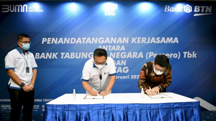 Penandatangan kerjasama Integrasi Layanan Sistem Informasi dengan Plaform Arsitag pada Ekosistem Digital Bank BTN di Jakarta, Rabu (16/2)./Dok