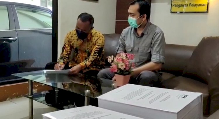 Jaksa KPK Limpahkan berkas ke PN Tipikor Palembang/Foto: Yosep Indra Praja